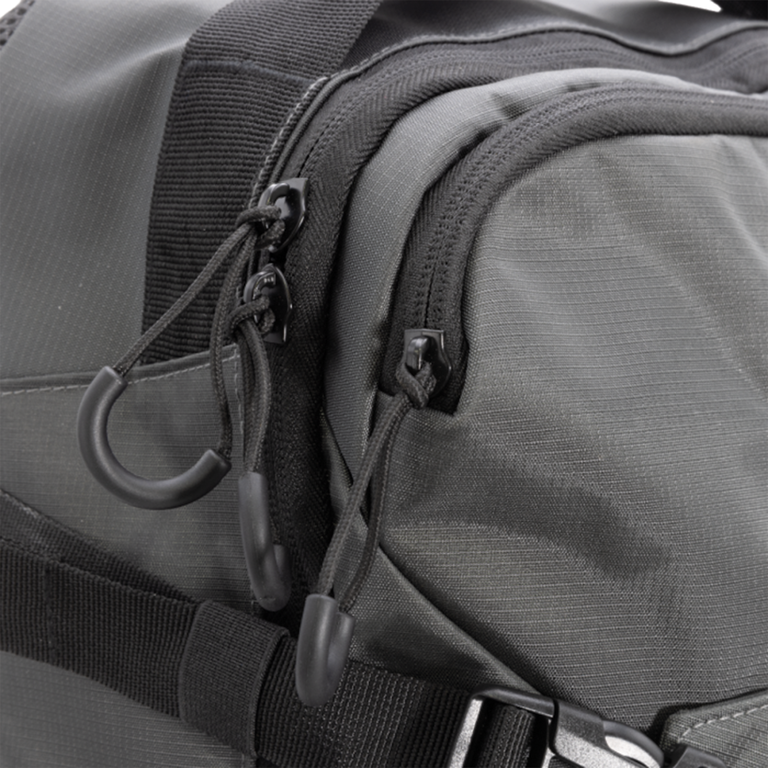 Clam Slim Backpack