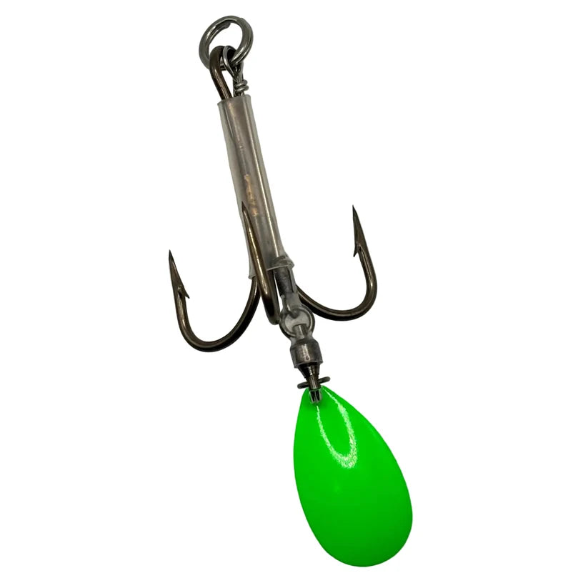 DW 6/0 Bladed Teaser Hook featuring a treble hook and bright green spinning blade for musky fishing tackle and lure rigging