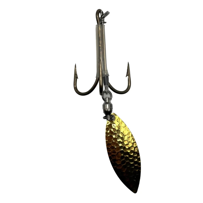 DW 7/0 Bladed Teaser Hook-#4.5 Willow musky fishing tackle featuring a treble hook and hammered gold willow blade for custom lure rigging